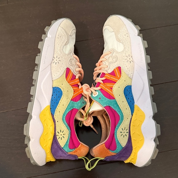 EUC Flower Mountain Yamano 3 Sneakers - Picture 13 of 15